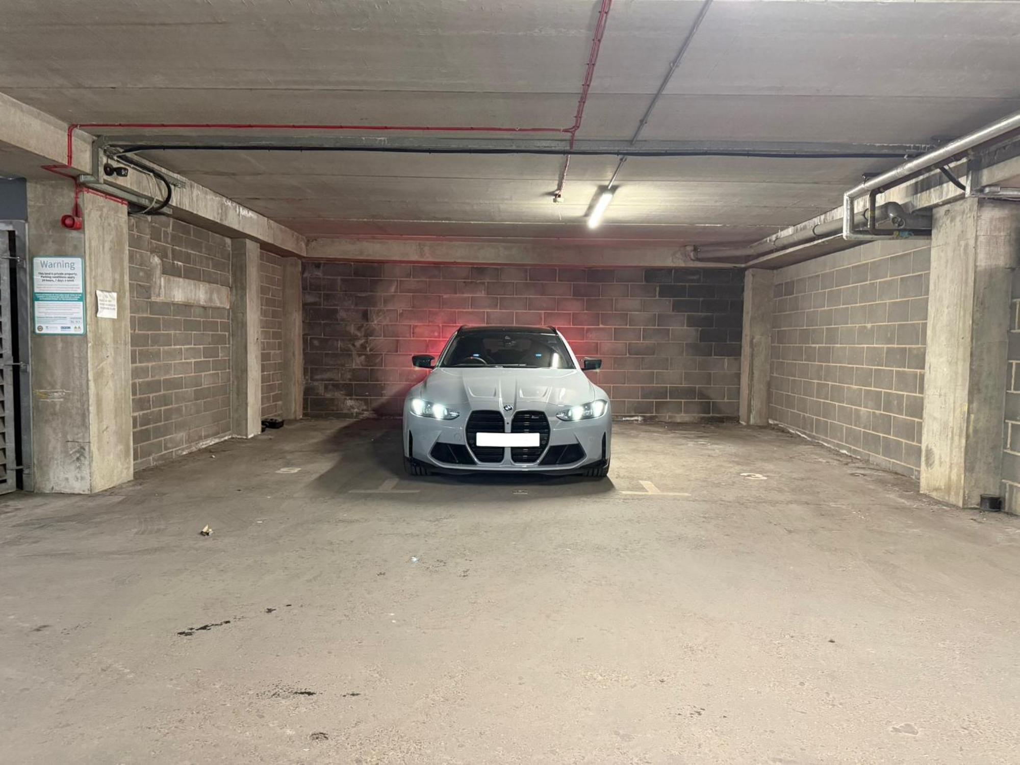 Luxury Near Lgi Hospital Super King Bed, Free Secure Parking Leeds (West Yorkshire)